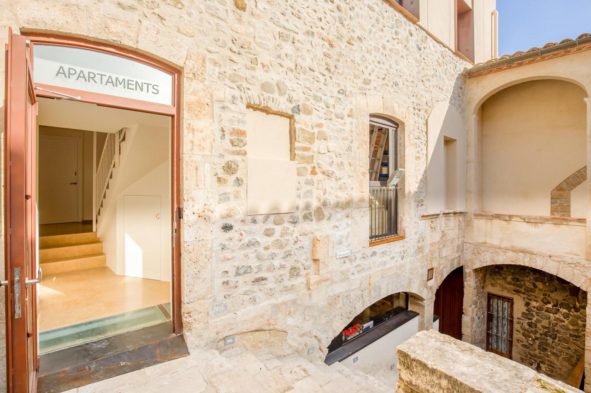 Can Cintet 21Nuevo Apartamento Moderno En Besalú Zewnętrze zdjęcie