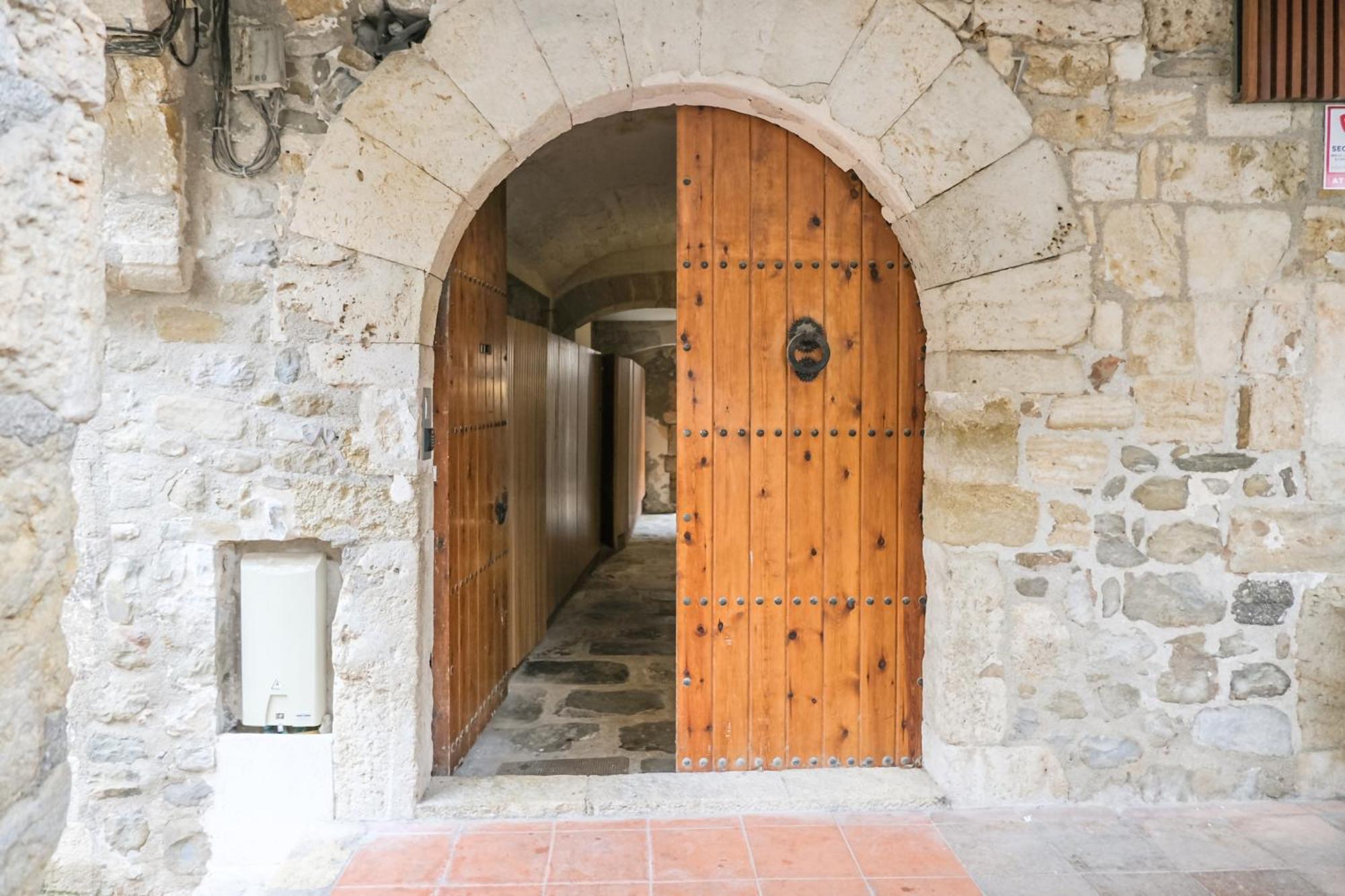 Can Cintet 21Nuevo Apartamento Moderno En Besalú Zewnętrze zdjęcie